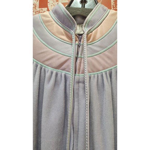 VINTAGE 70'S BILL TICE LOUNGEWEAR/ HOUSE DRESS/NIGHTGOWN - Picture 4 of 11